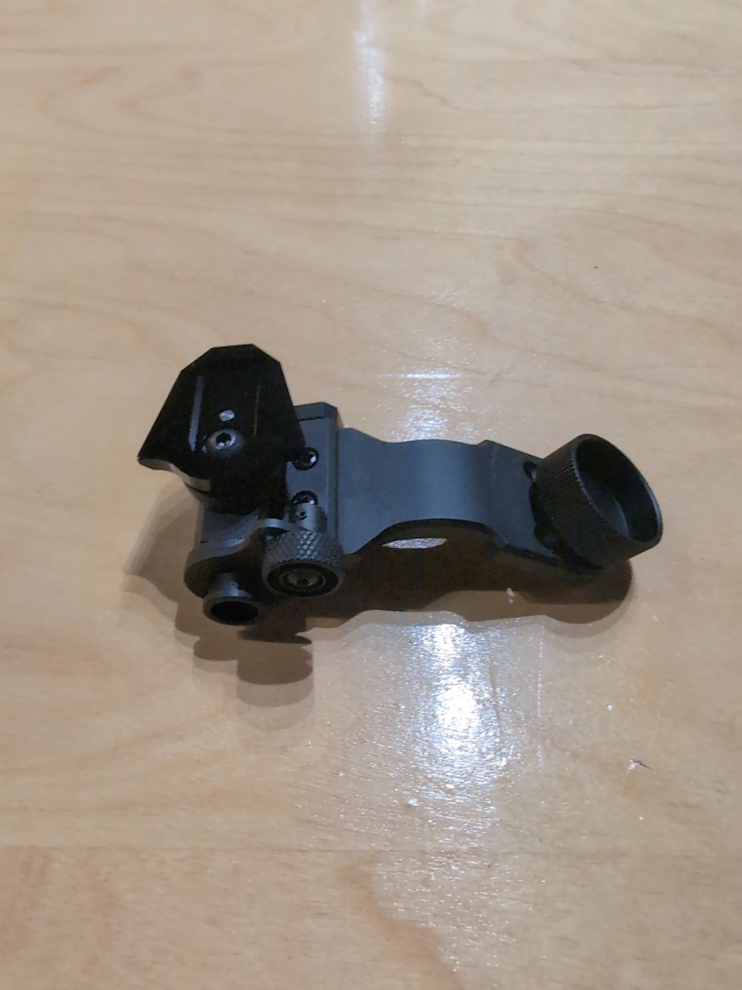 Dovetail J Arm