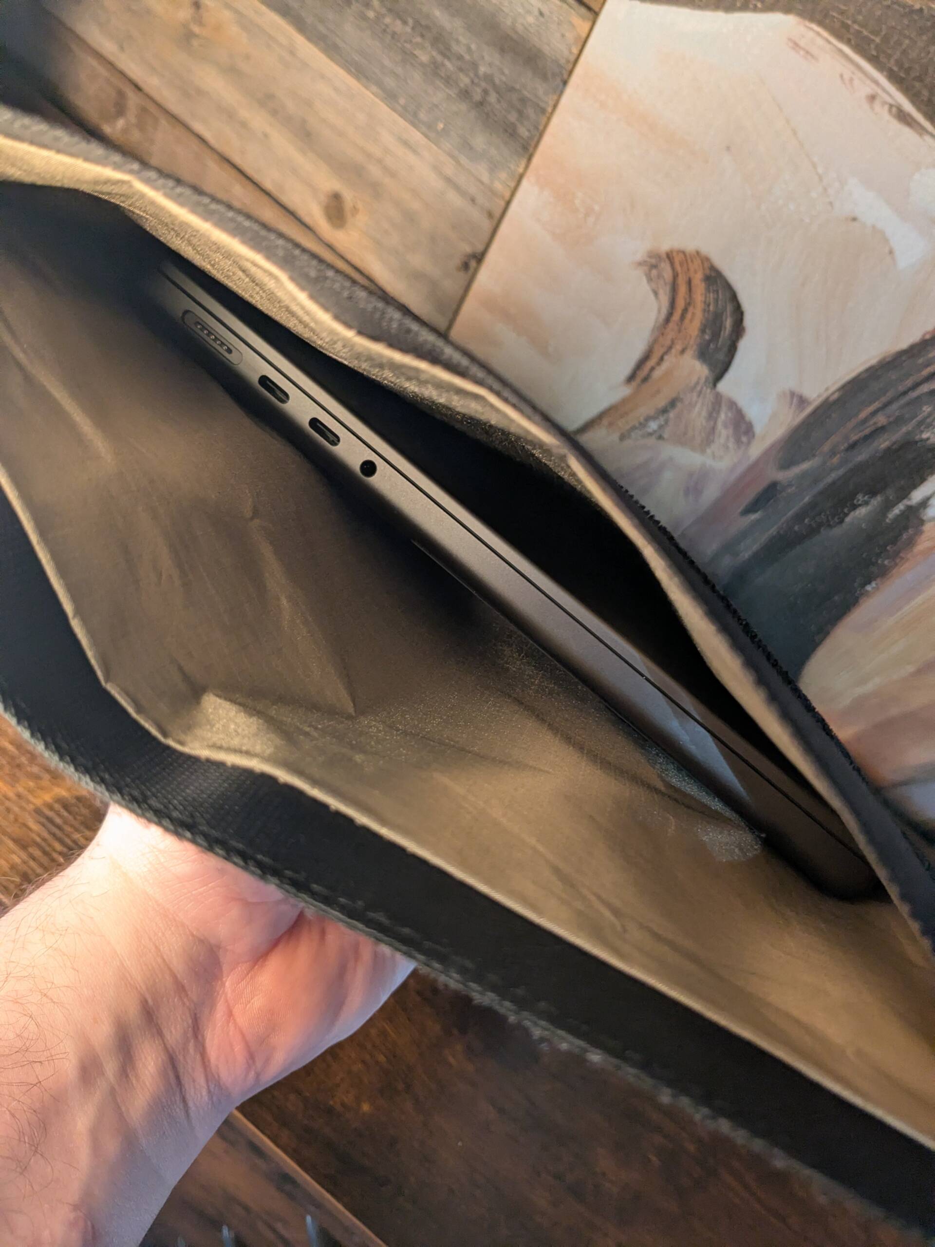 15" Laptop Utility Faraday Bag - Image 3