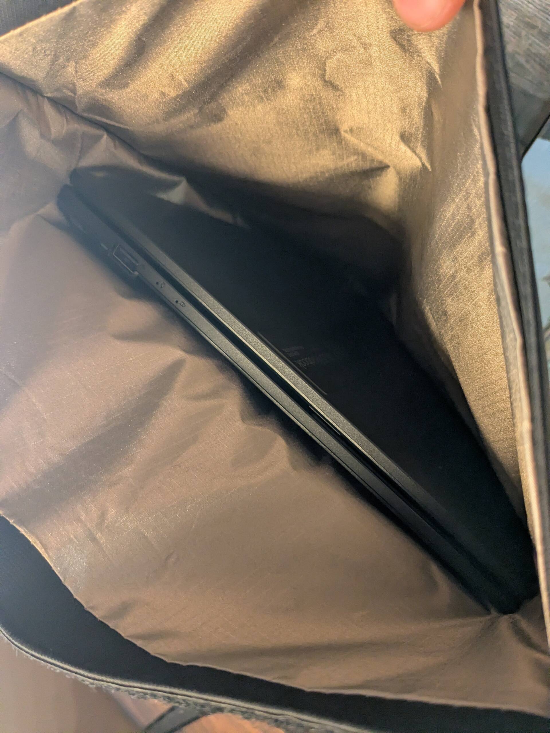 17" Laptop Utility Faraday Bag - Image 2